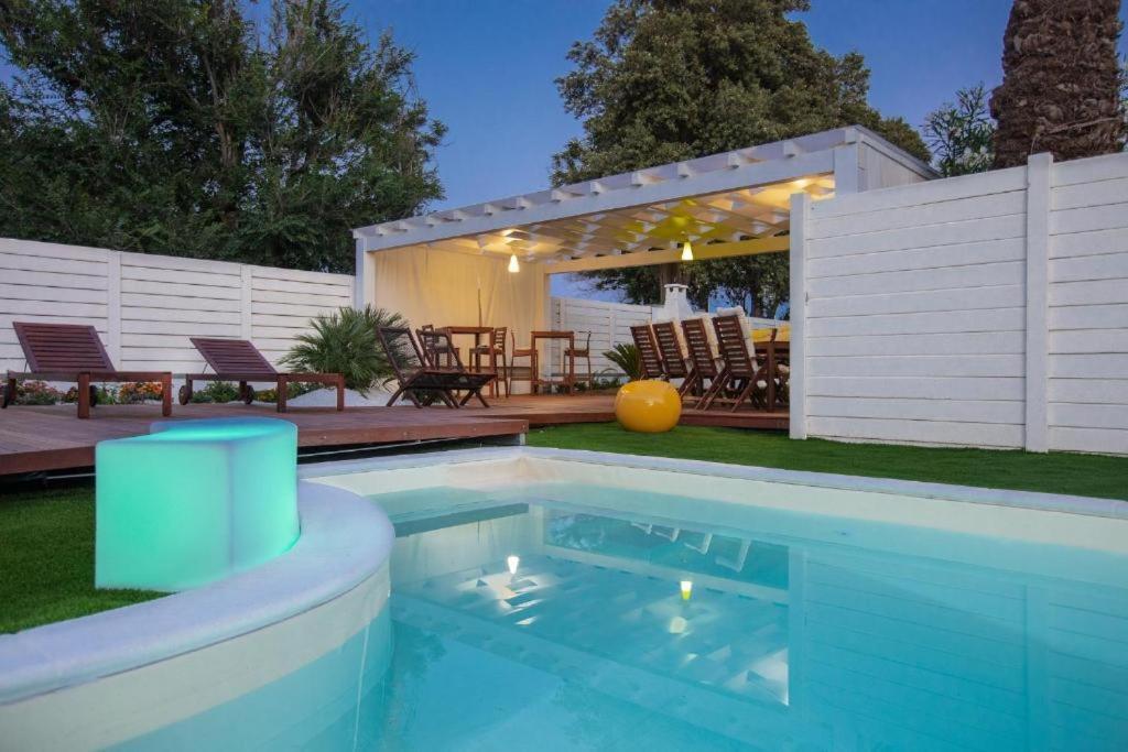 B&B La Porta Sulla Spiaggia Quartu SantʼElena Exteriör bild