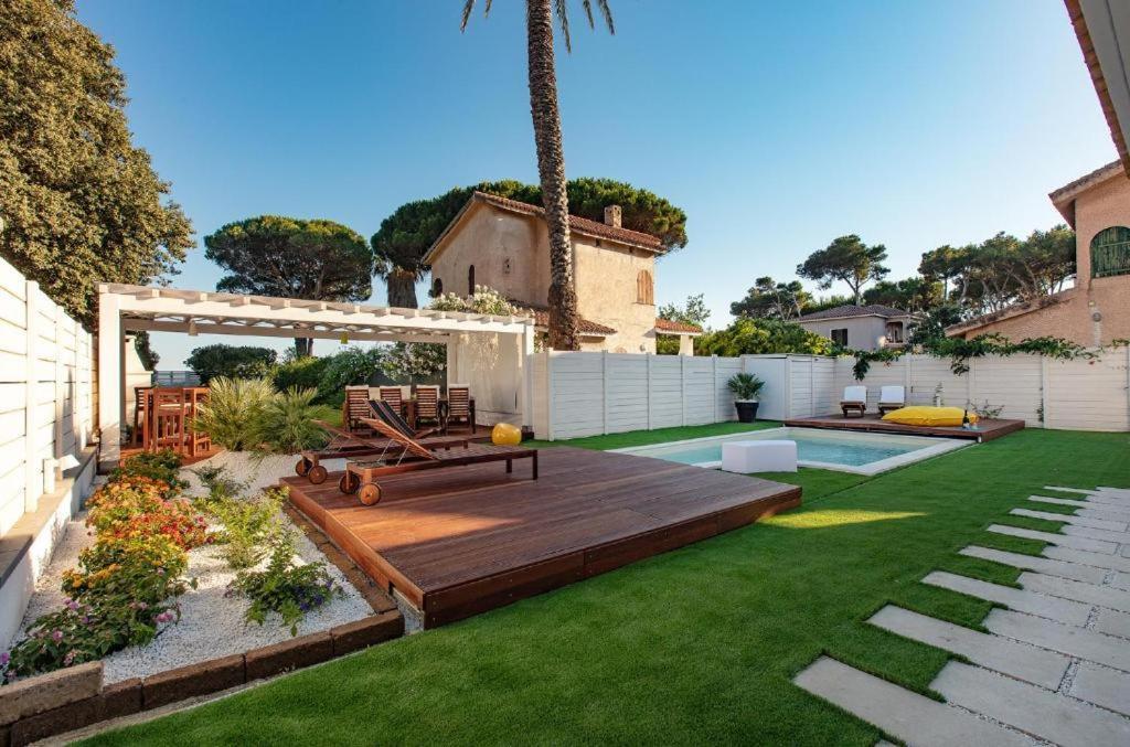 B&B La Porta Sulla Spiaggia Quartu SantʼElena Exteriör bild